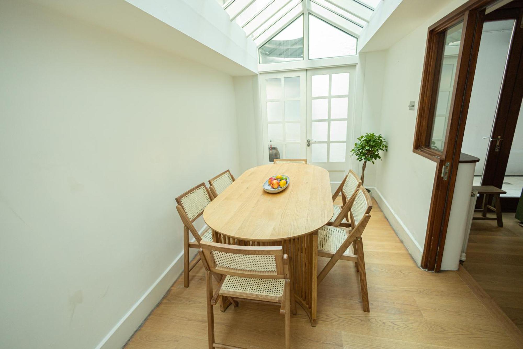 2Bedroom Gem In The Heart Of Kensington London Exterior photo