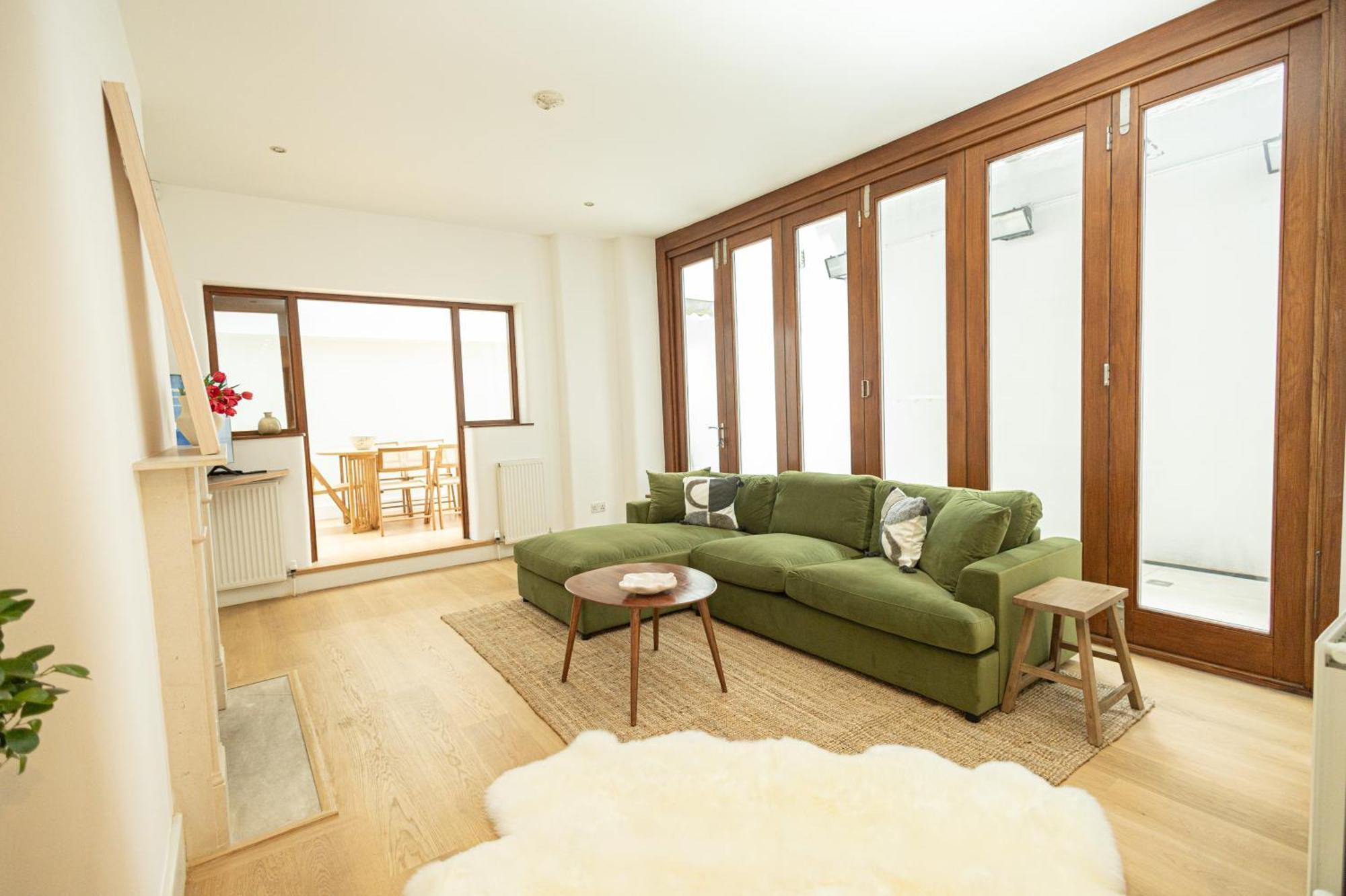 2Bedroom Gem In The Heart Of Kensington London Exterior photo